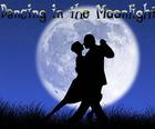 الرقص في ضوء القمر بانوراما