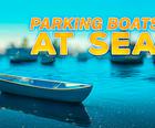 海での駐車ボート