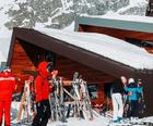 Flocons de Neige Cachés de la Station de Ski